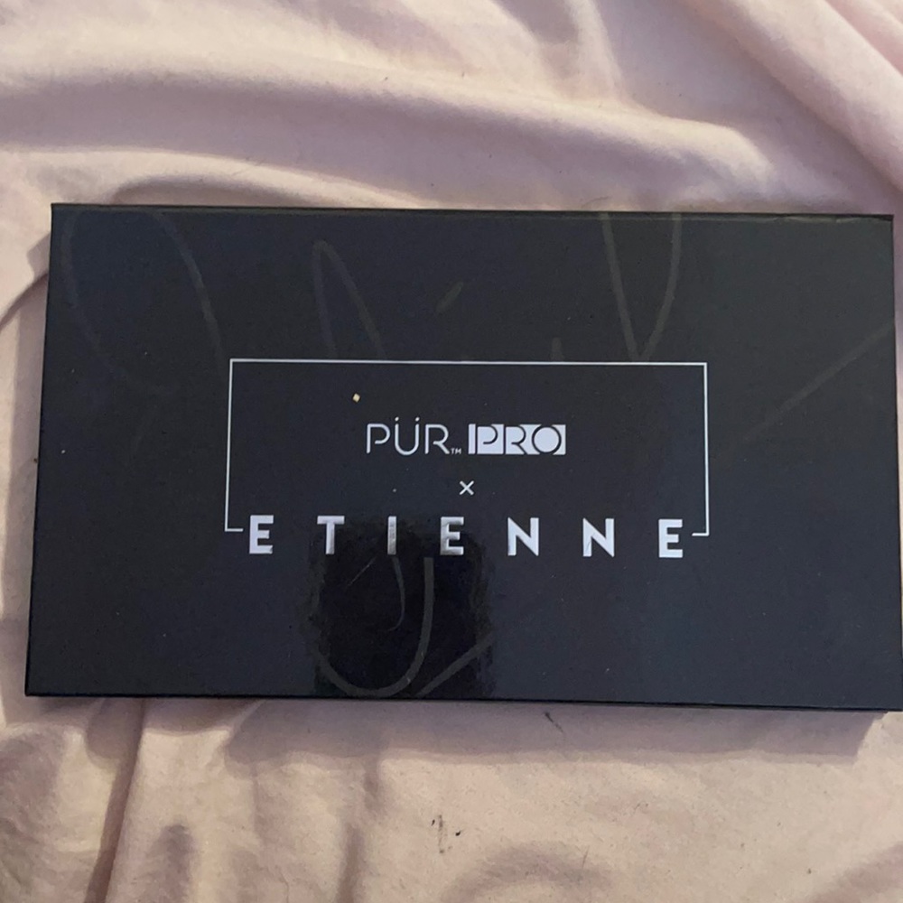 pur pro etienne palette